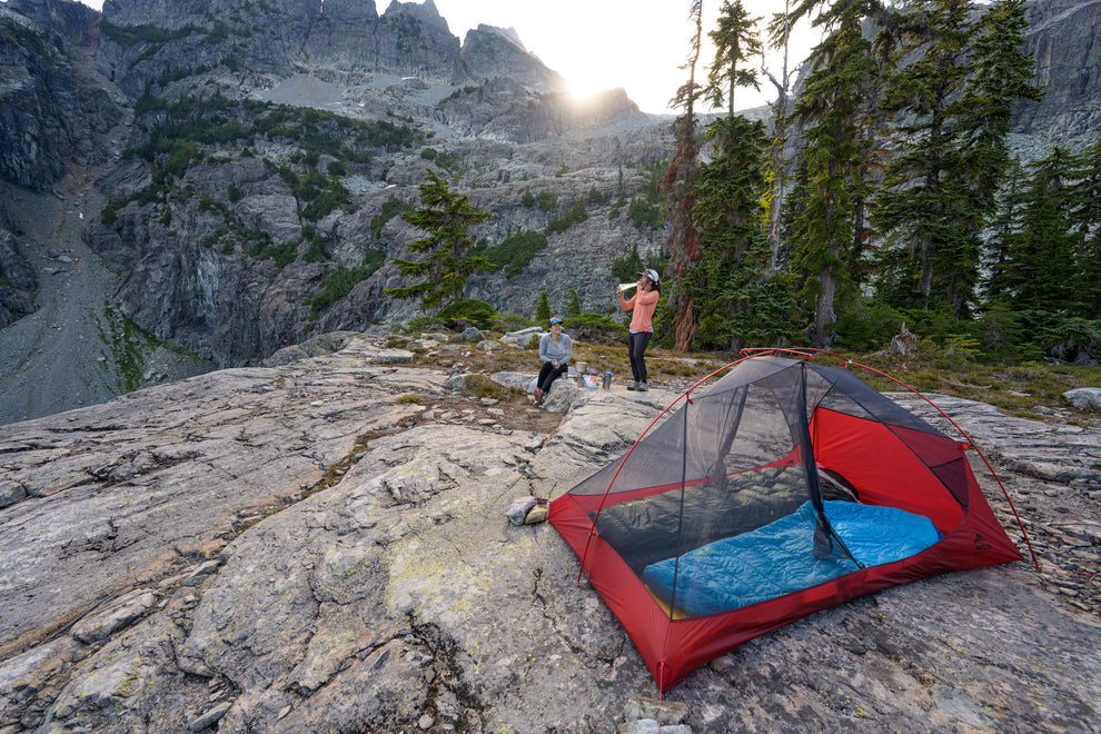 MSR – FreeLite 1-Person Ultralight Backpacking Tent, Sahara
