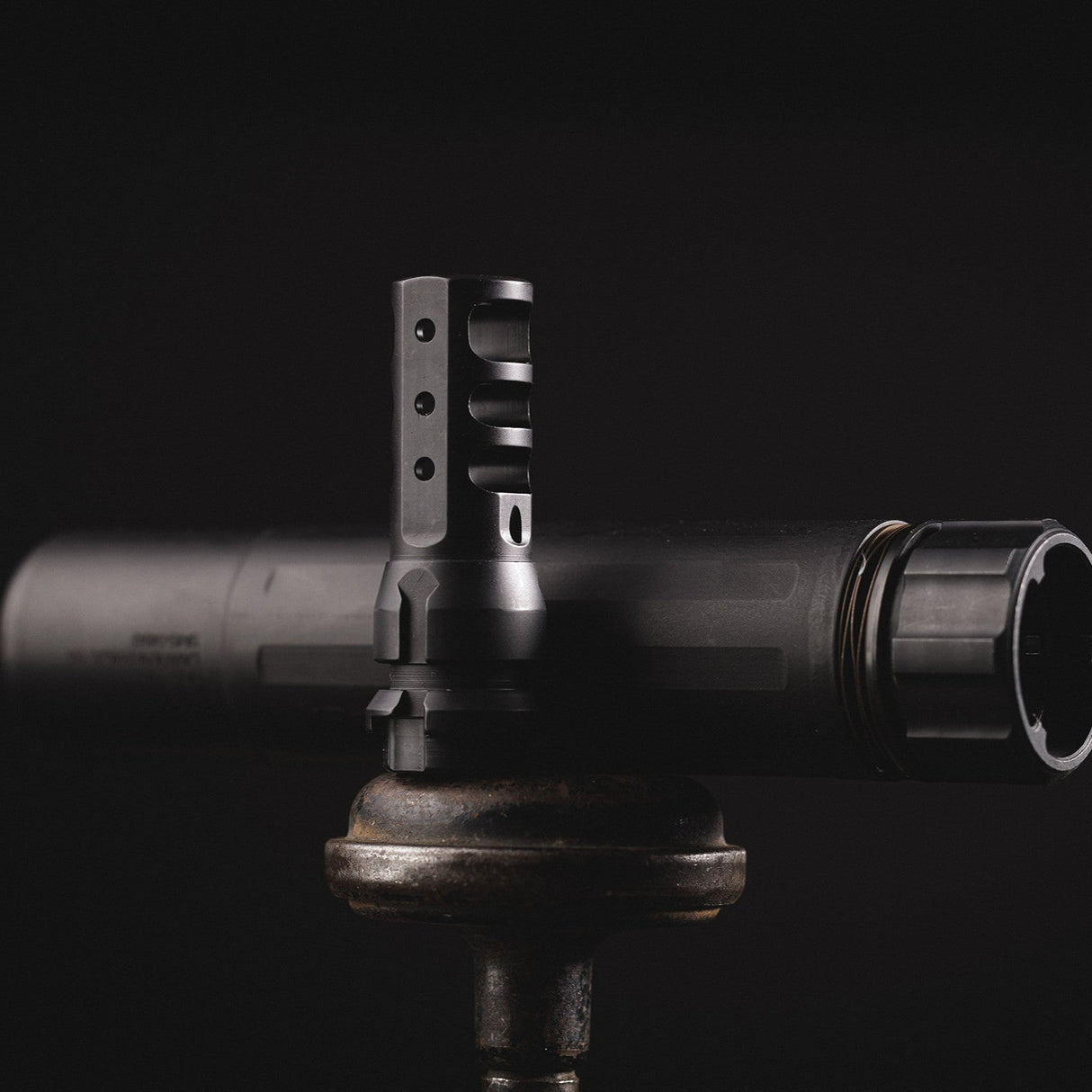 Dead Air – KeyMo Muzzle Brake, Suppressor Mount, Nitride Steel