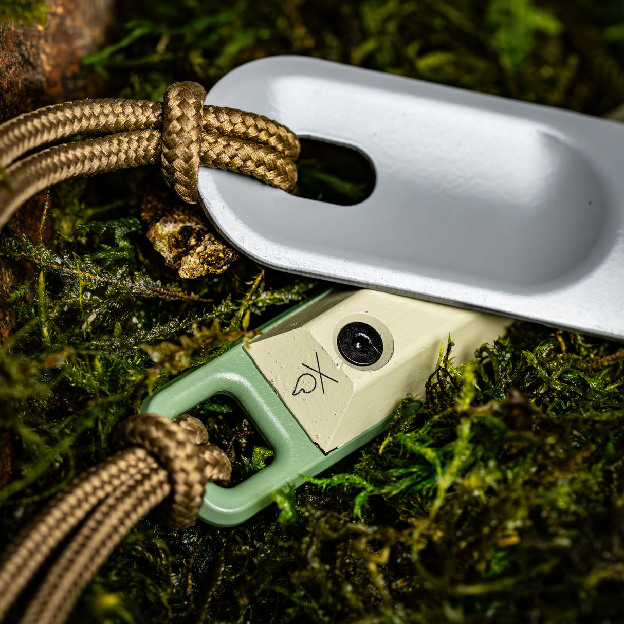 Uberleben – Hexa PRO Ferro Rod Fire Starter