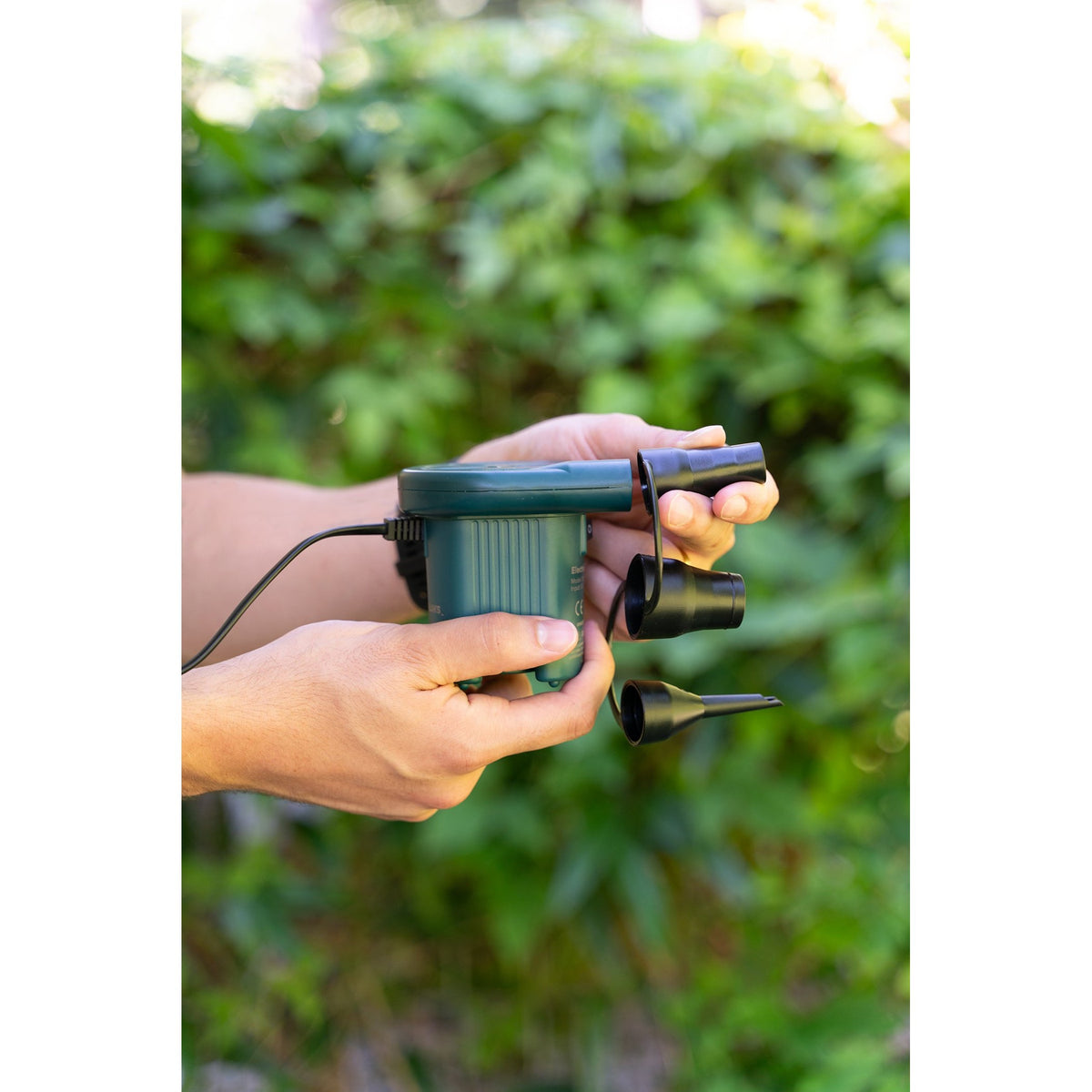 COGHLANS - 12V DC Electric Air Pump