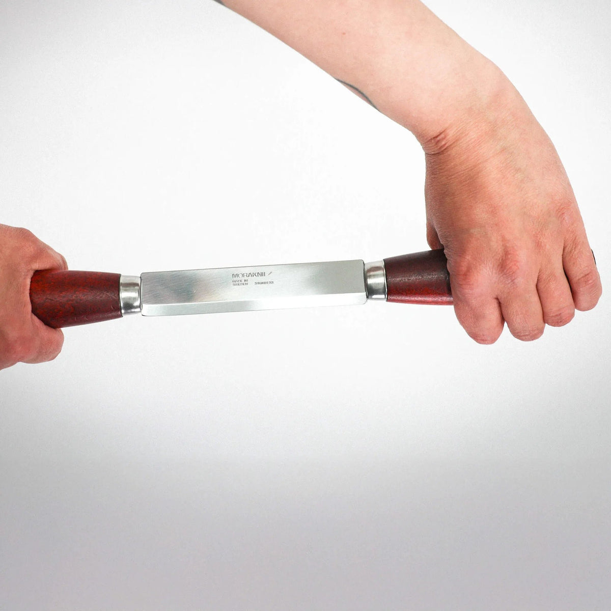 Morakniv - Classic Wood Splitting Knife S - Red — view 6