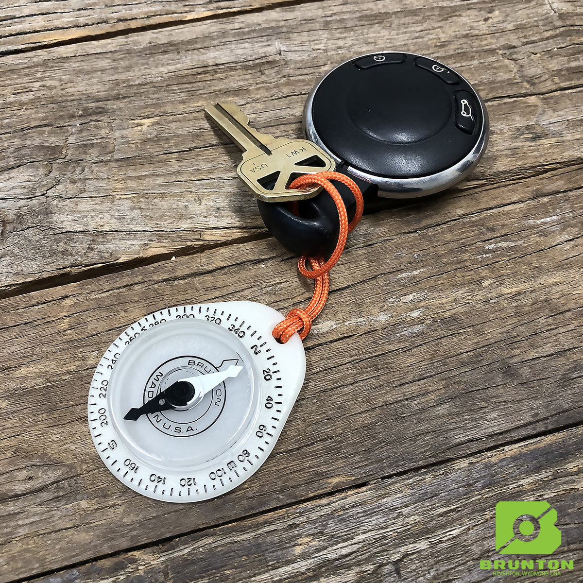 BRUNTON - Glowing Key Ring Compass