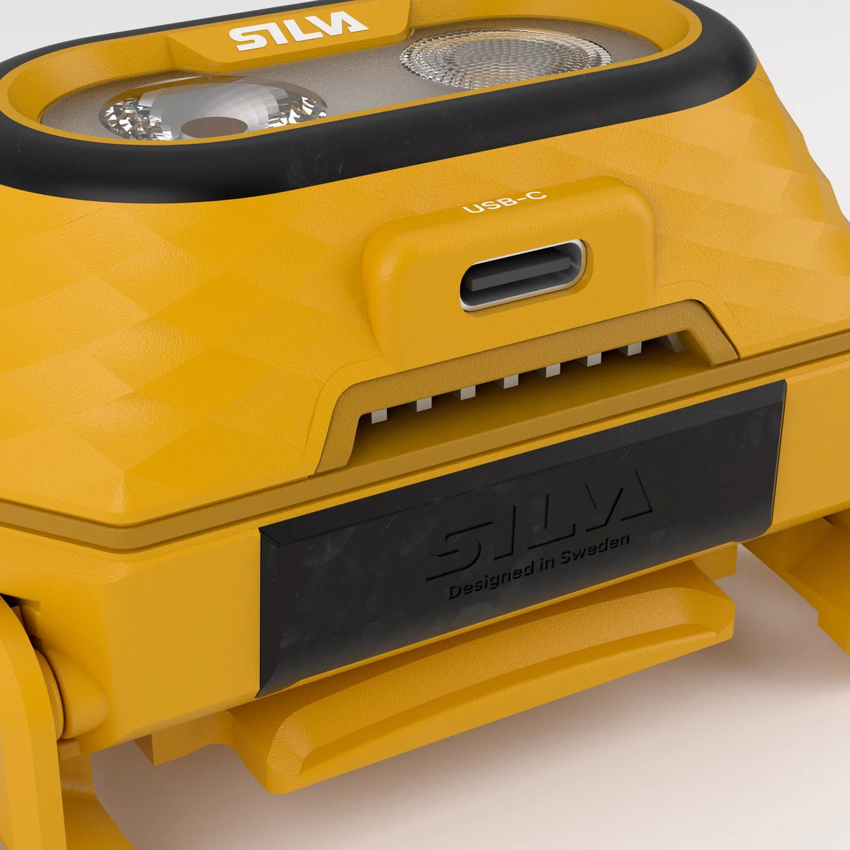 SILVA - Explore 5 700 Lumen Headlamp - Yellow