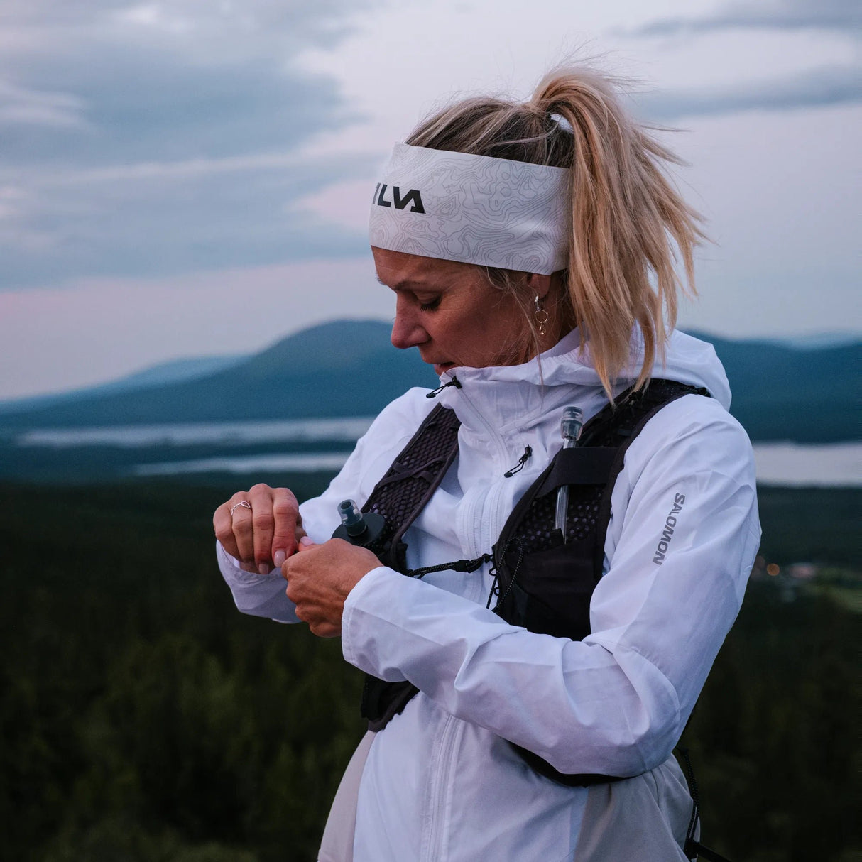 SILVA - Strive Fly Vest MD Black