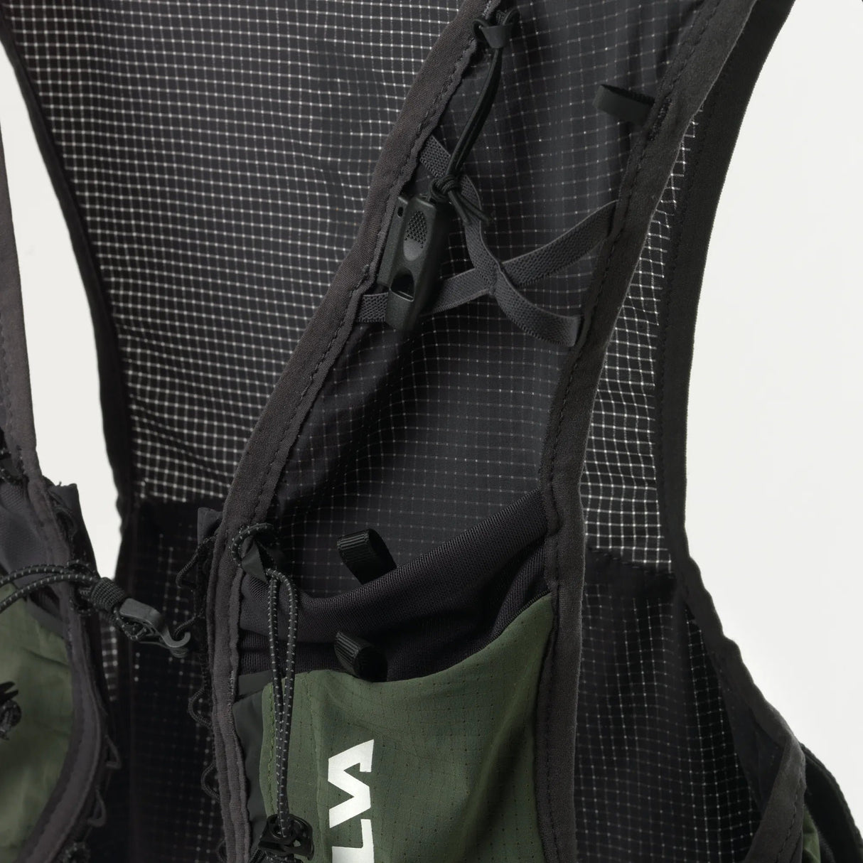 SILVA - Strive Fly Running Vest - Medium Green