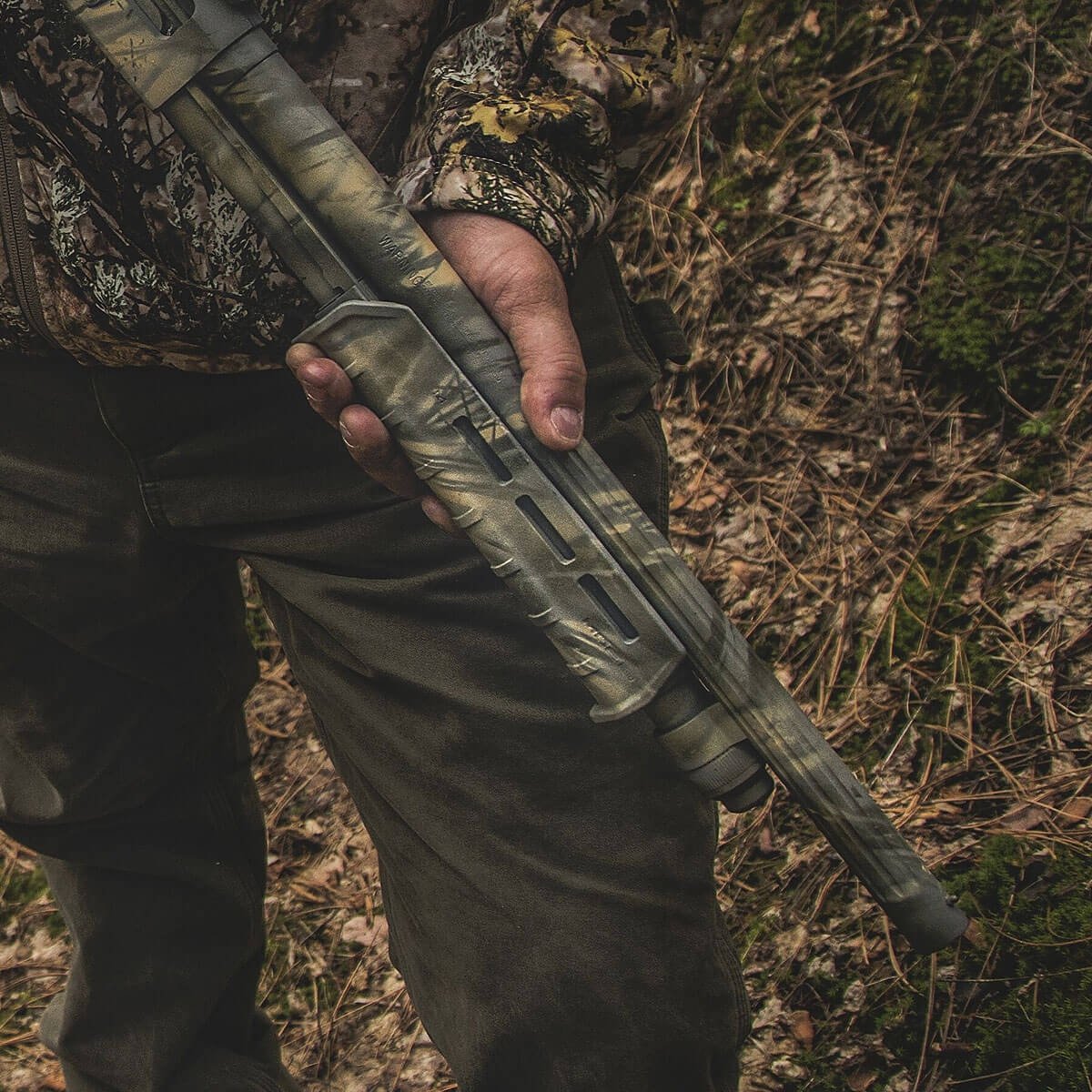 Magpul - MOE M-LOK Forend Tactical Forend Mossberg 590/590A1 - Flat Dark Earth