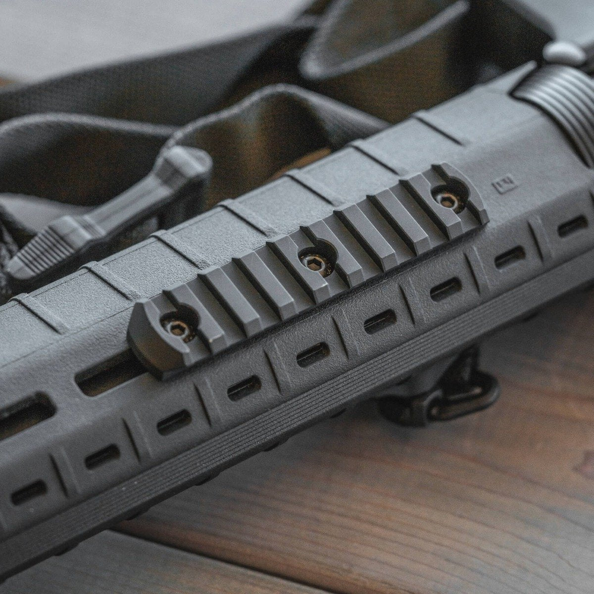 Magpul - M-LOK Aluminum Rail 9 Slots Tactical Accessory - Black