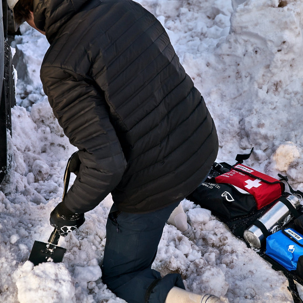 Uncharted Supply Co. Shovel/Axe
