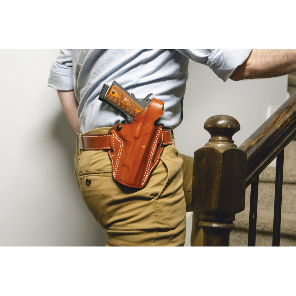 DeSantis Gunhide - Thumb Break Scabbard for Glock 19/23 RH Black