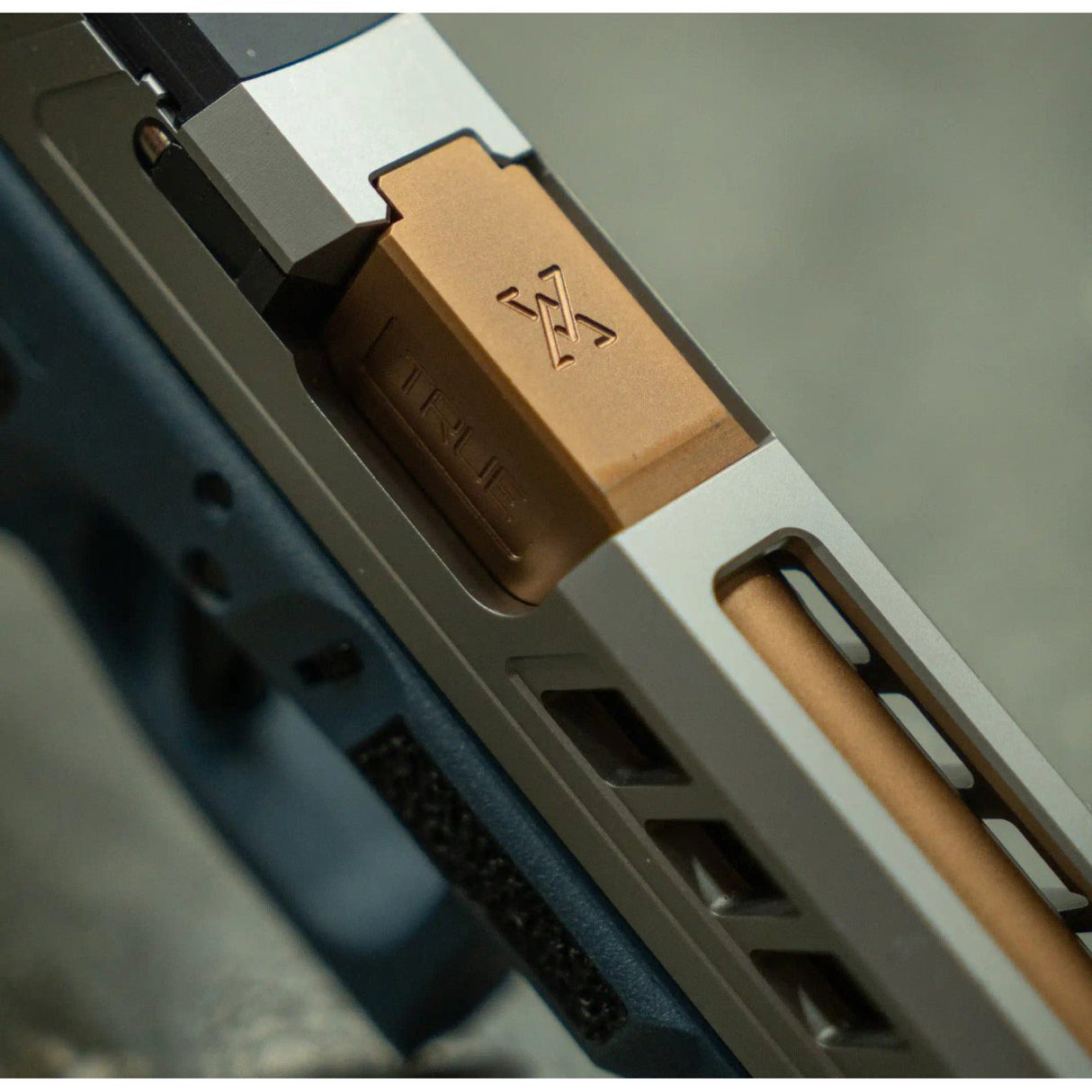 True Precision - Threaded Barrel for Glock 19 - Rainbow