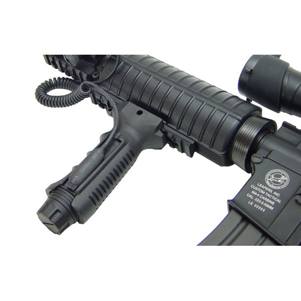 Leapers UTG - Ergonomic Ambidextrous Vertical Foregrip - Black