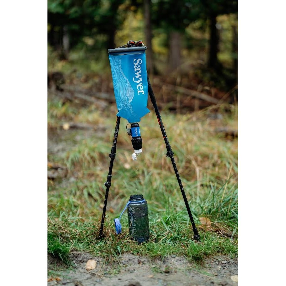 Sawyer - Squeeze Water Filtration System with 2L Bladder, Blue — view 2
