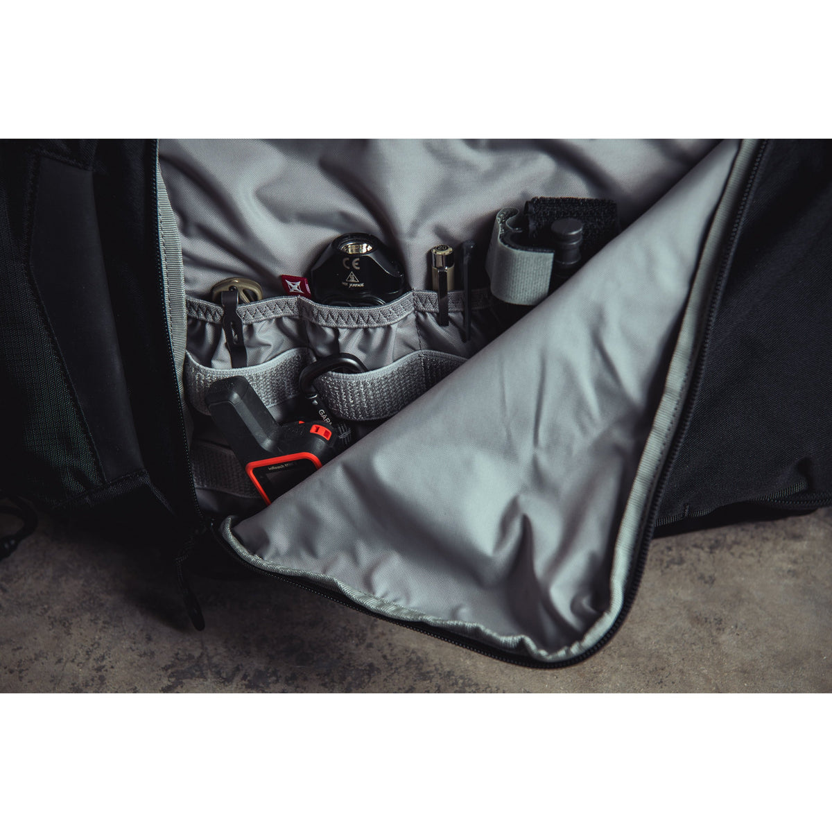 Vertx - Gamut 22L Sling Pack - Black — view 12