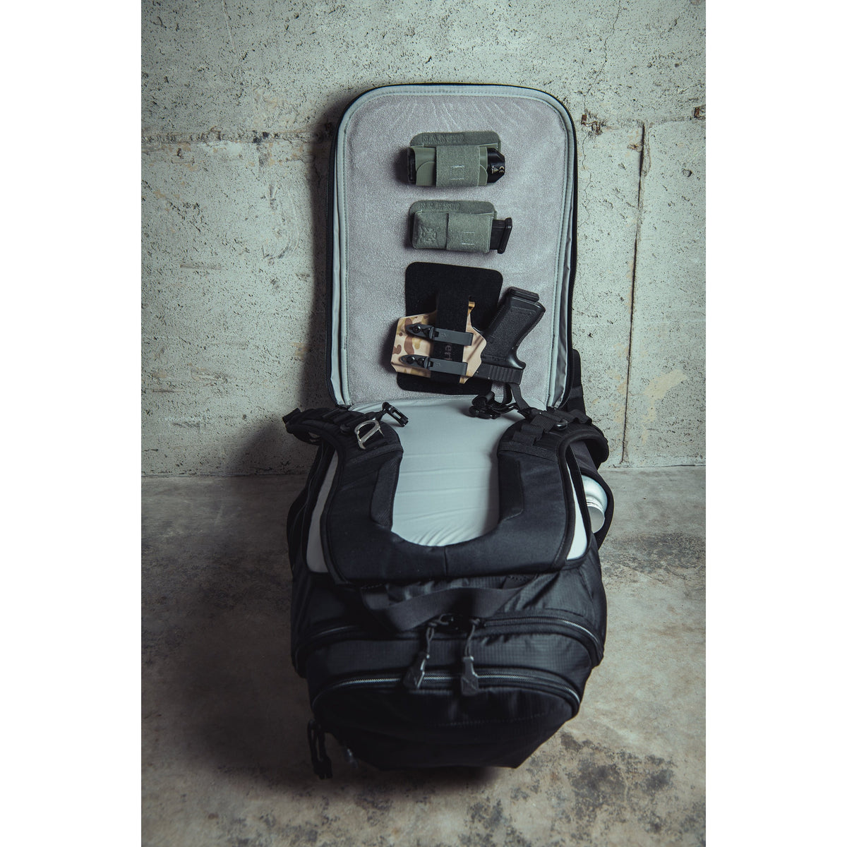 Vertx - Gamut 26L Backpack - Black — view 11