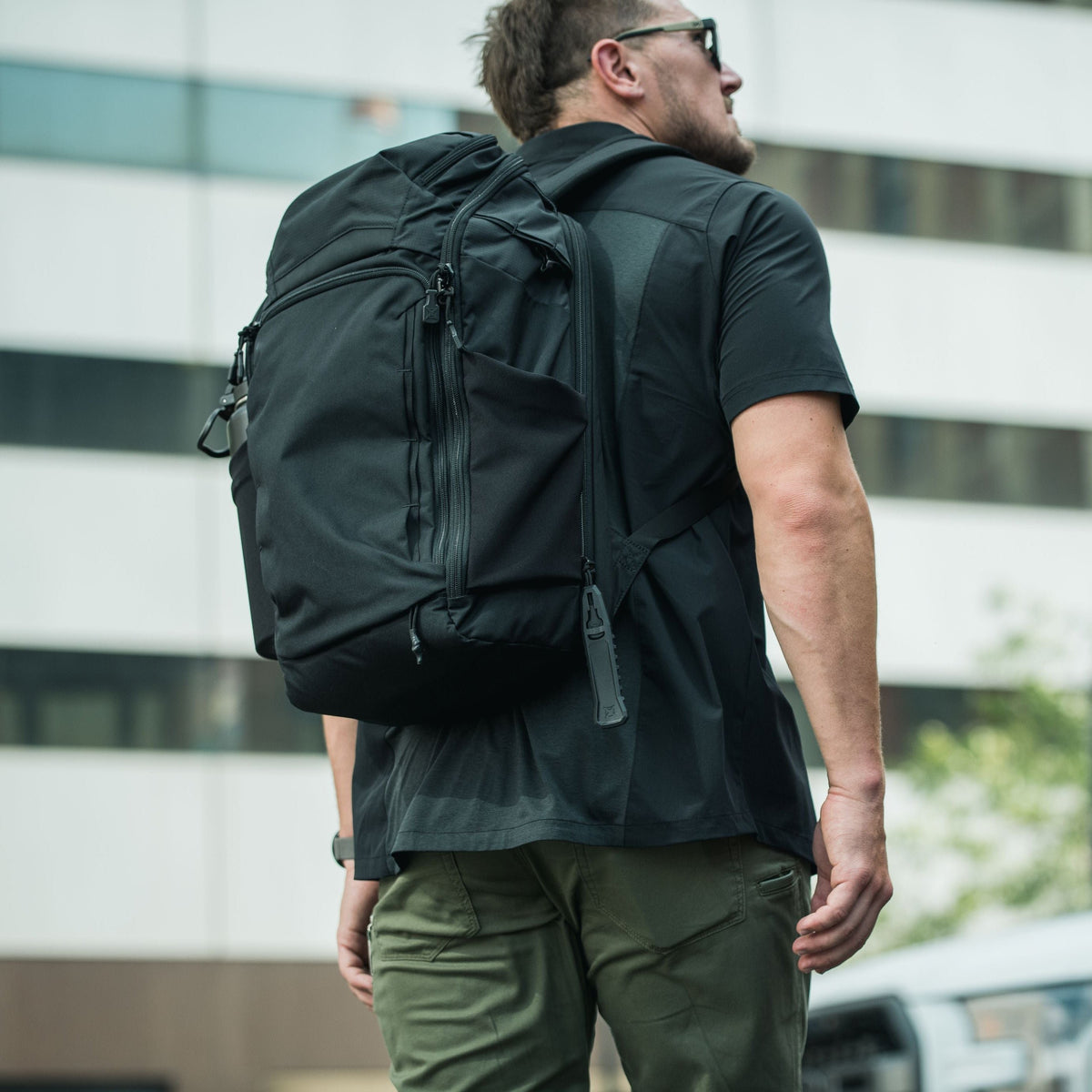 Vertx - Gamut 32L Backpack - Black — view 24