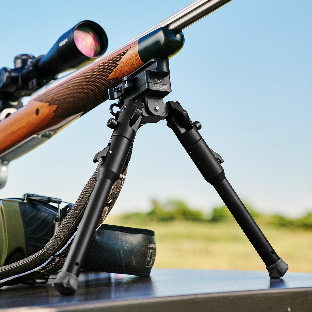 Warne - Skyline Lite Bipod with QD Picatinny Interface — view 6