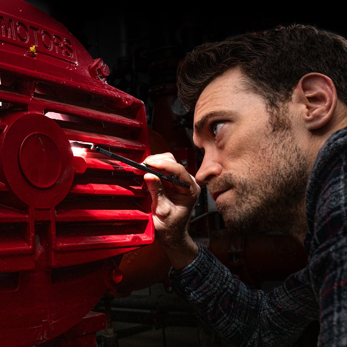 Streamlight – Wedge SL Ultra-Thin Rechargeable EDC Flashlight