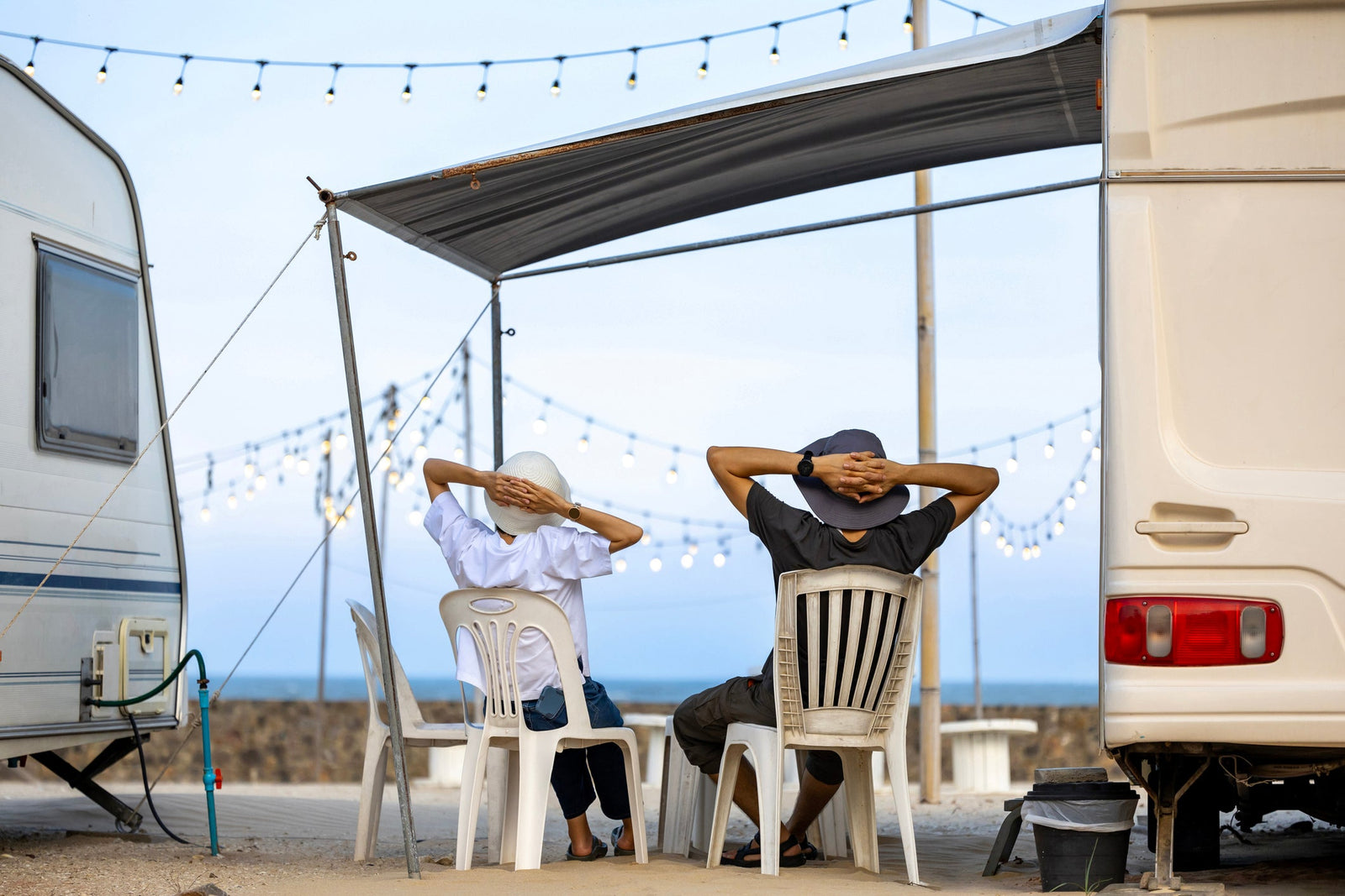 Living Without Electricity: A Complete Guide to Off-Grid Preparedness and Self-Reliance