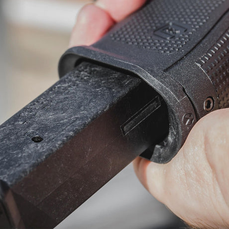 Magpul - GL Enhanced Magazine Well GLOCK 19 Gen4 Tactical Accessory - Black