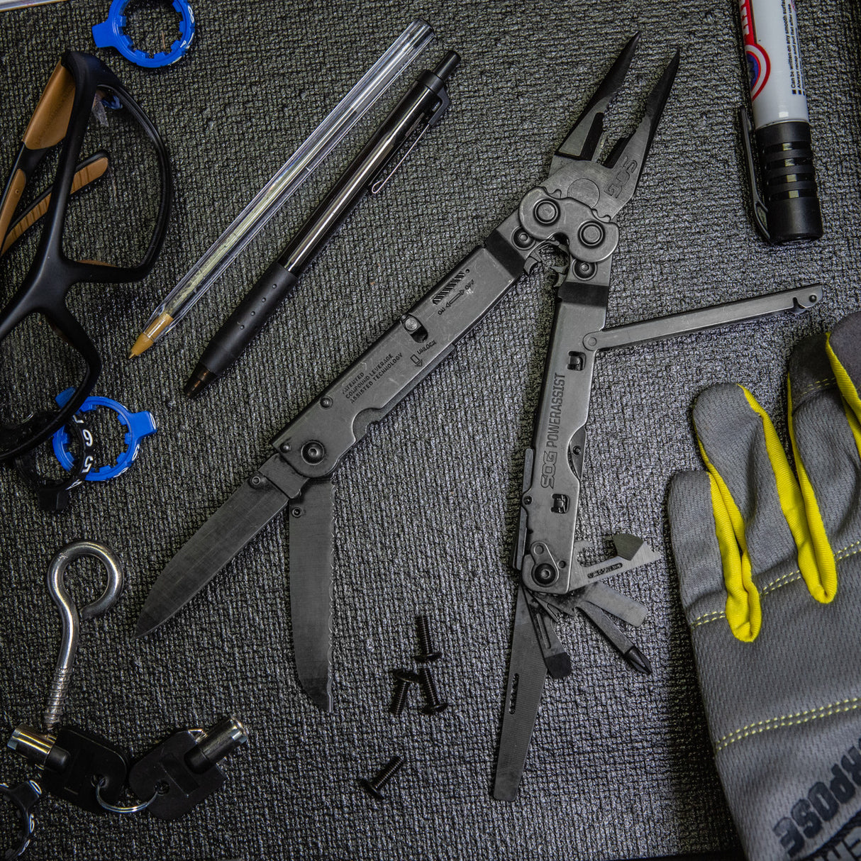 SOG - PowerAssist Multi-Tool - Black with Nylon Pouch, Dual S.A.T. Blades and Heavy-Duty Construction
