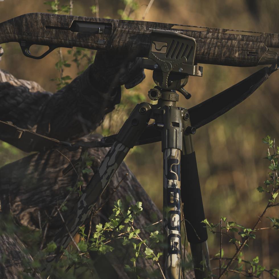 BOG - DeathGrip Tripod Shooting Rest Camo Realtree