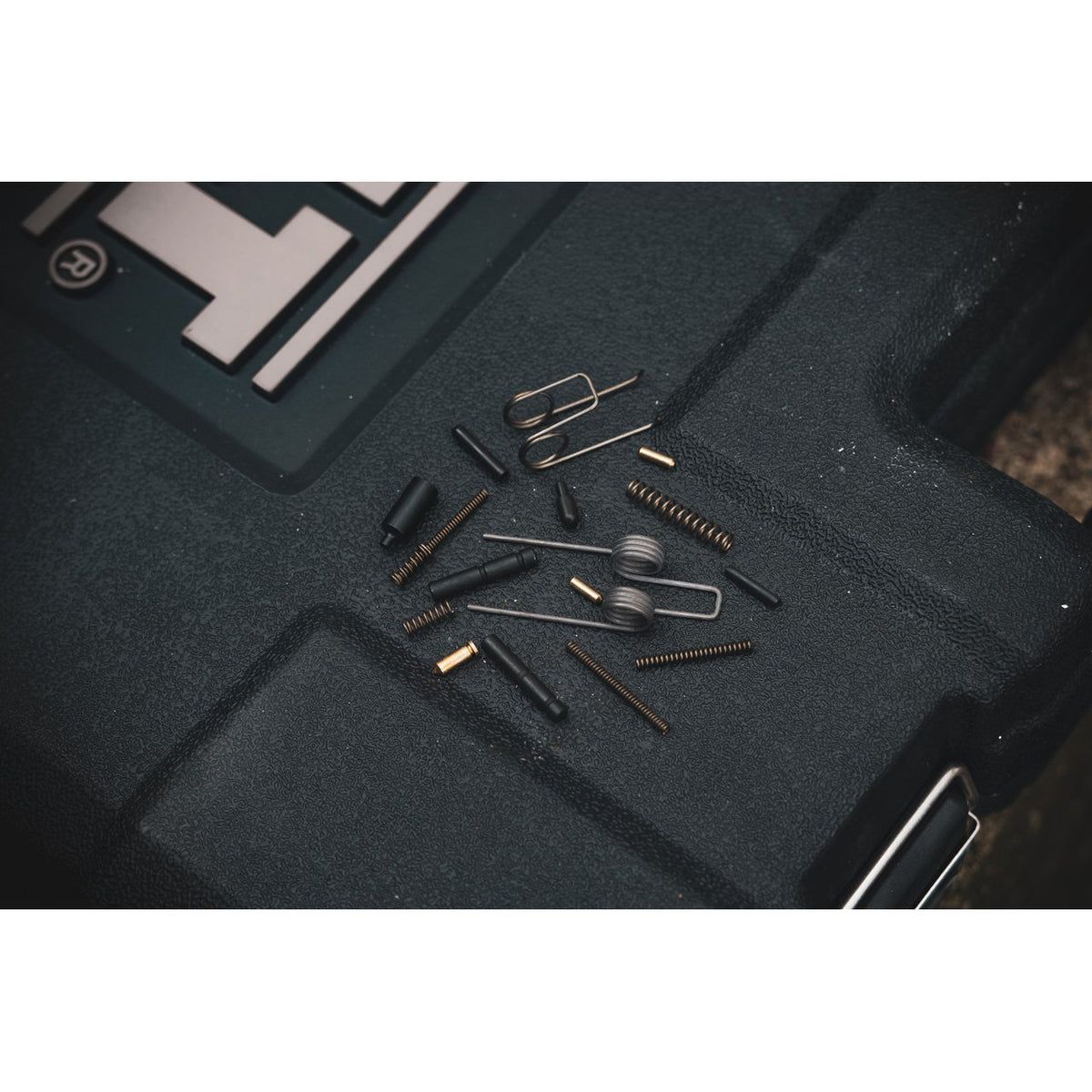 CMMG - AR15 Lower Pins and Springs Kit