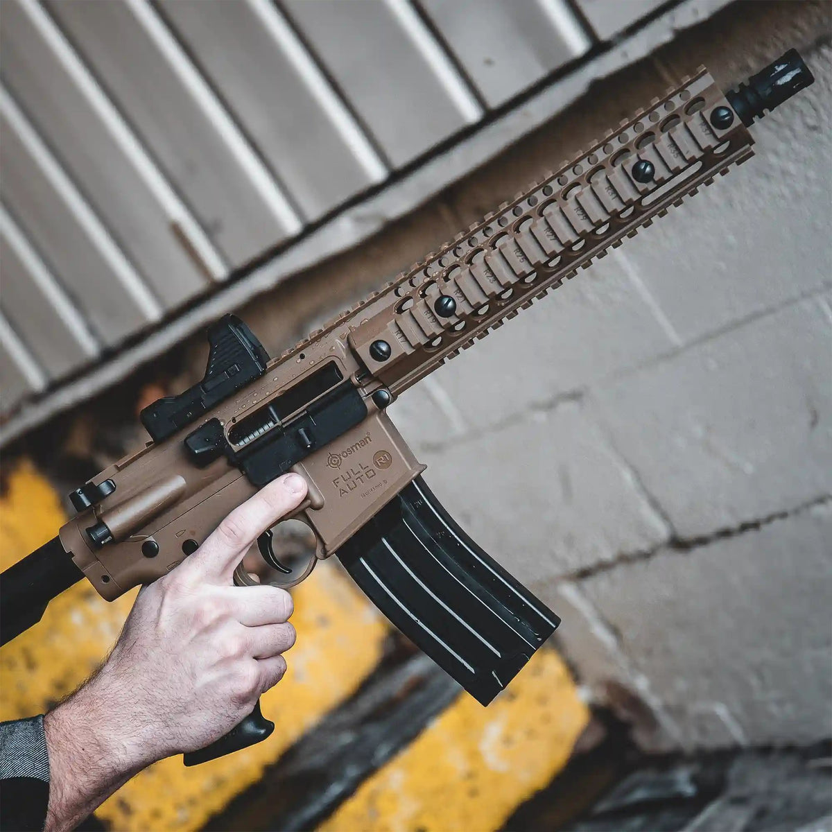 Crosman - Full Auto R1 BB Air Rifle, Flat Dark Earth