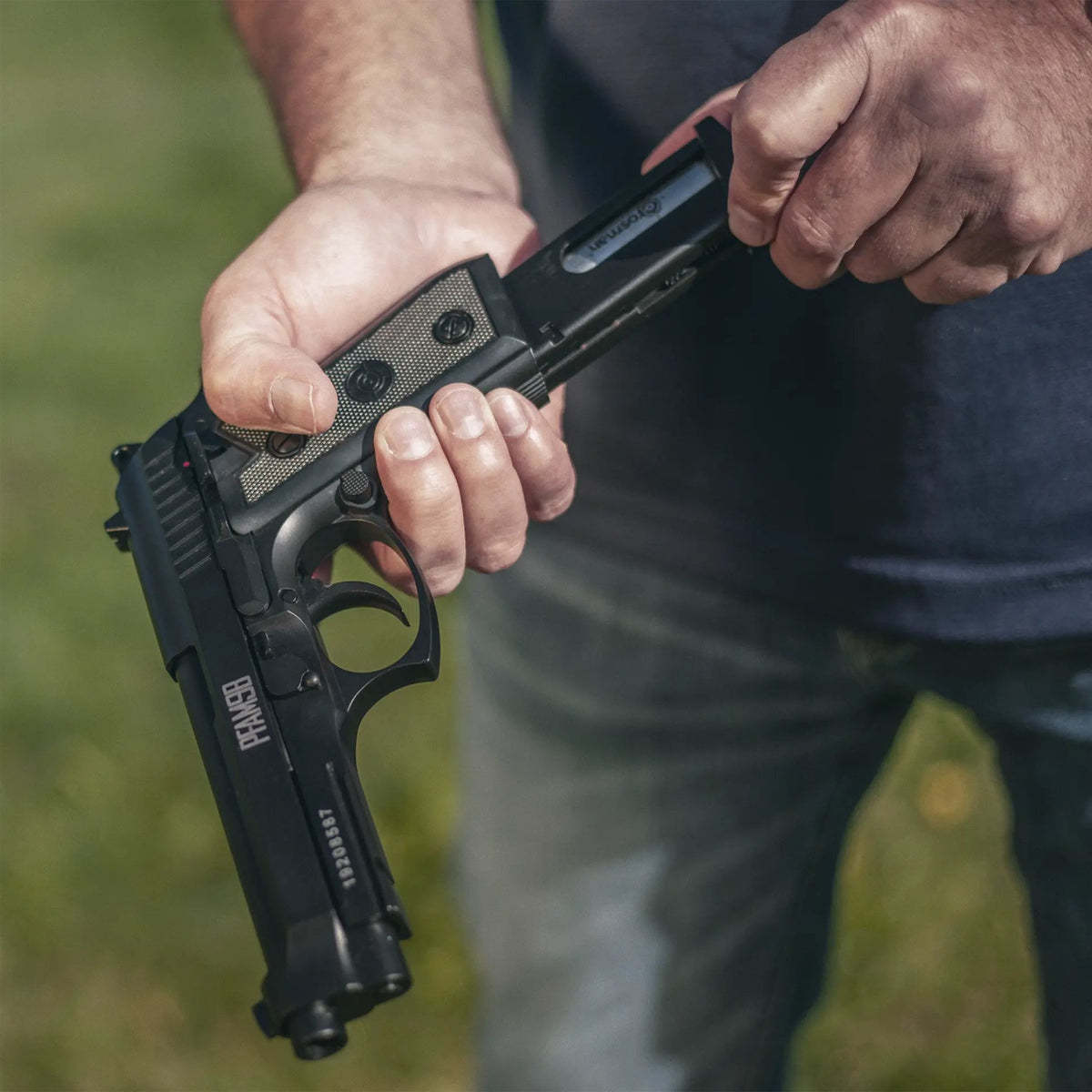 Crosman - PFAM9B CO2 BB Air Pistol
