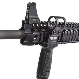 Daniel Defense - Offset Flashlight Mount (Rock & Lock)