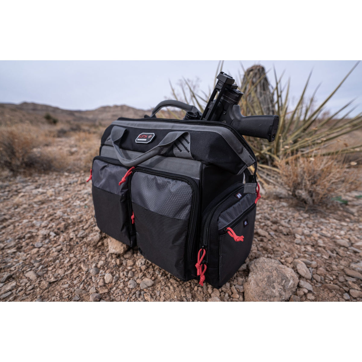 GPS - Rolling Range Bag with Telescoping Handle