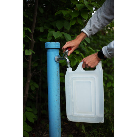 Coghlans - Expandable Water Carrier 2 Gallon — view 3