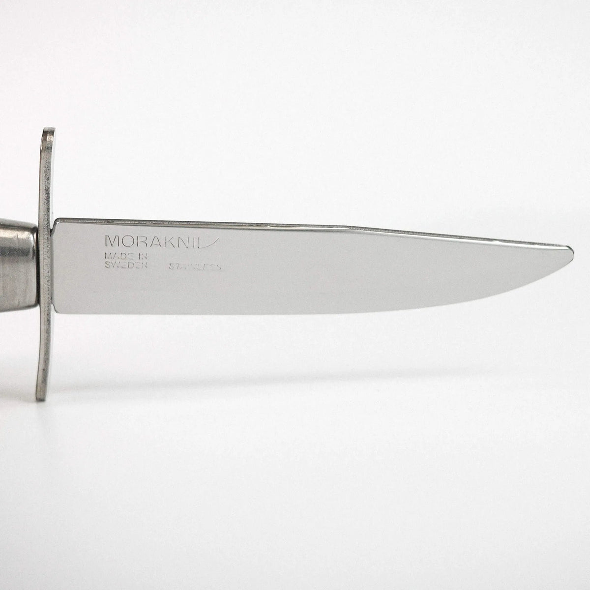 MORAKNIV - Scout 39 Safe Knife with Leather Sheath - Lingonberry — view 5