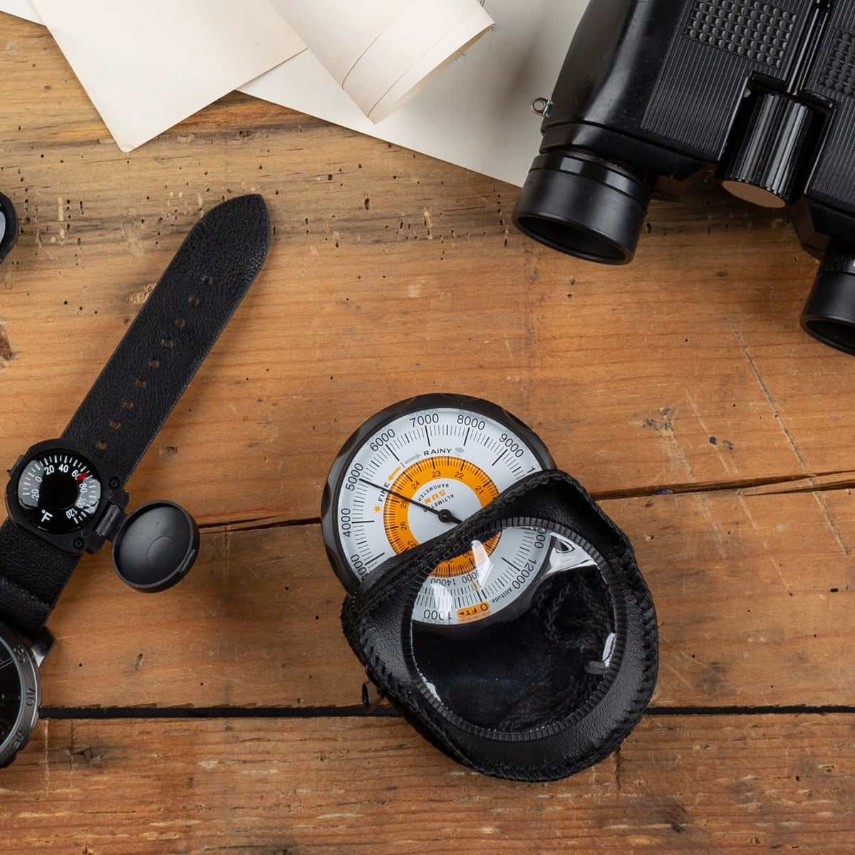 SUN - ALTIMETER 202 Analog Altitude and Barometric Reader