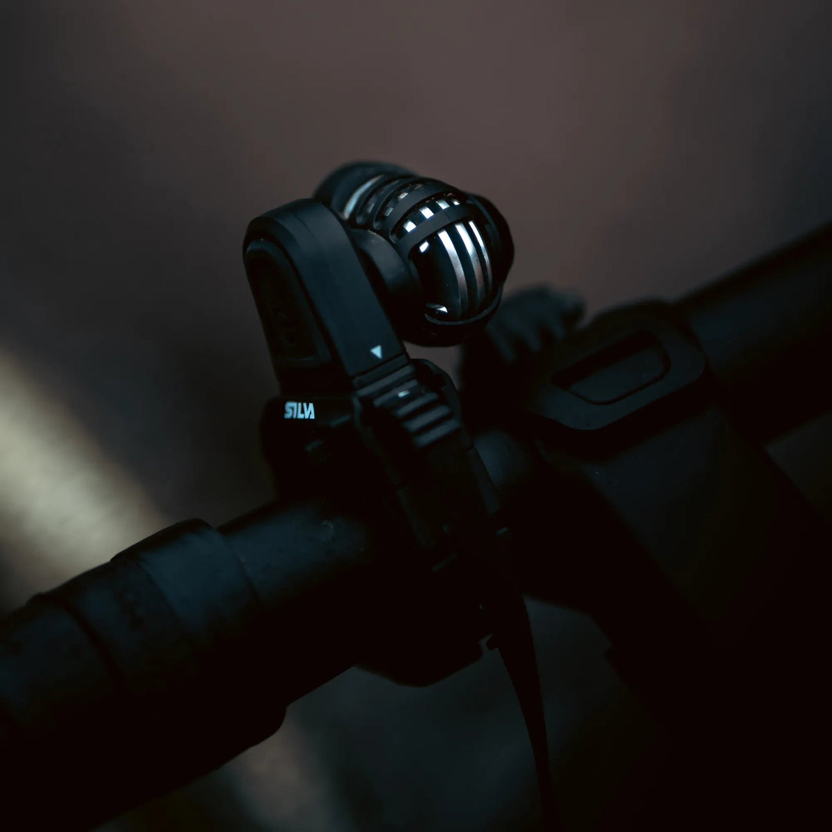 SILVA - Free MTB 2500 Bike Light with 2500 Lumen