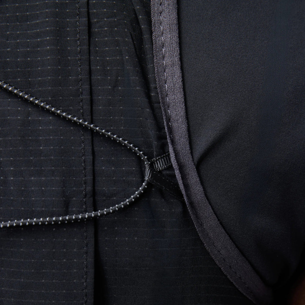 SILVA - Strive Fly Vest MD Black