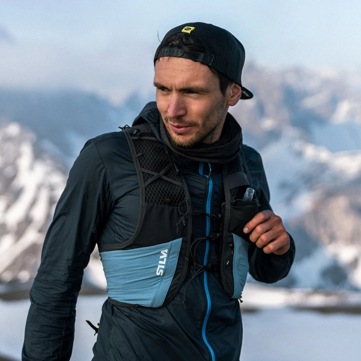 SILVA - Strive 5 Running Vest - Blue, Medium
