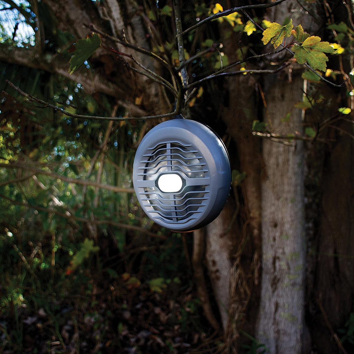 UST - Brila USB Rechargeable Fan & Light 2.0