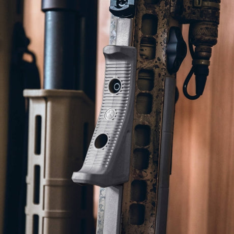 Magpul - M-LOK® AFG® - Angled Fore Grip, Fits M-LOK Hand Guard