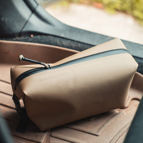 Magpul - DAKA Takeout 3.5L Go-Anywhere Kit Bag - Flat Dark Earth