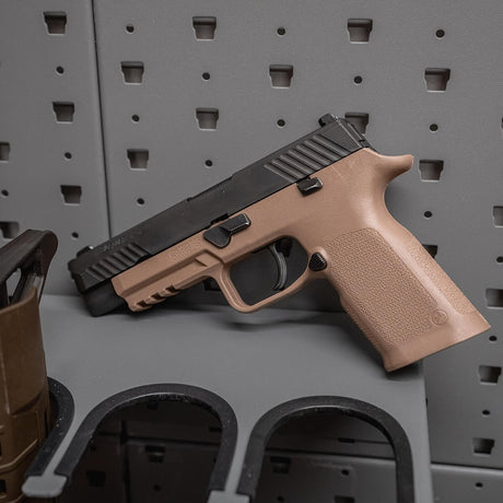 Magpul - EHG SG9 Grip Polymer Frame SIG P320 Full Size - Flat Dark Earth