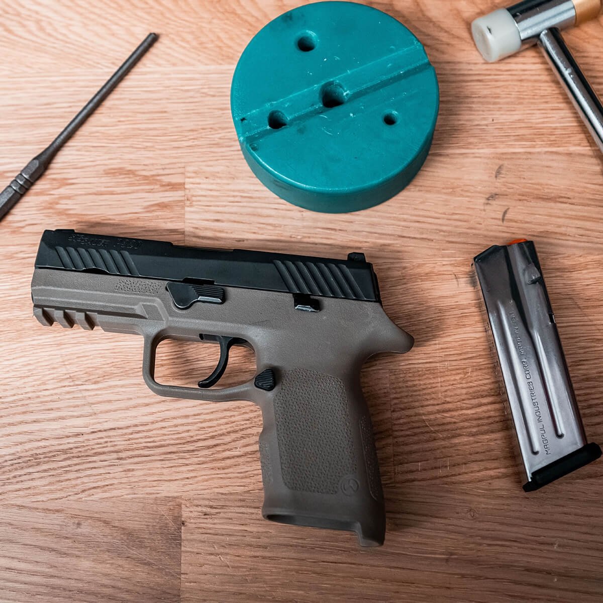 Magpul - EHG SG9 Grip Polymer Frame SIG P320 Compact - Flat Dark Earth