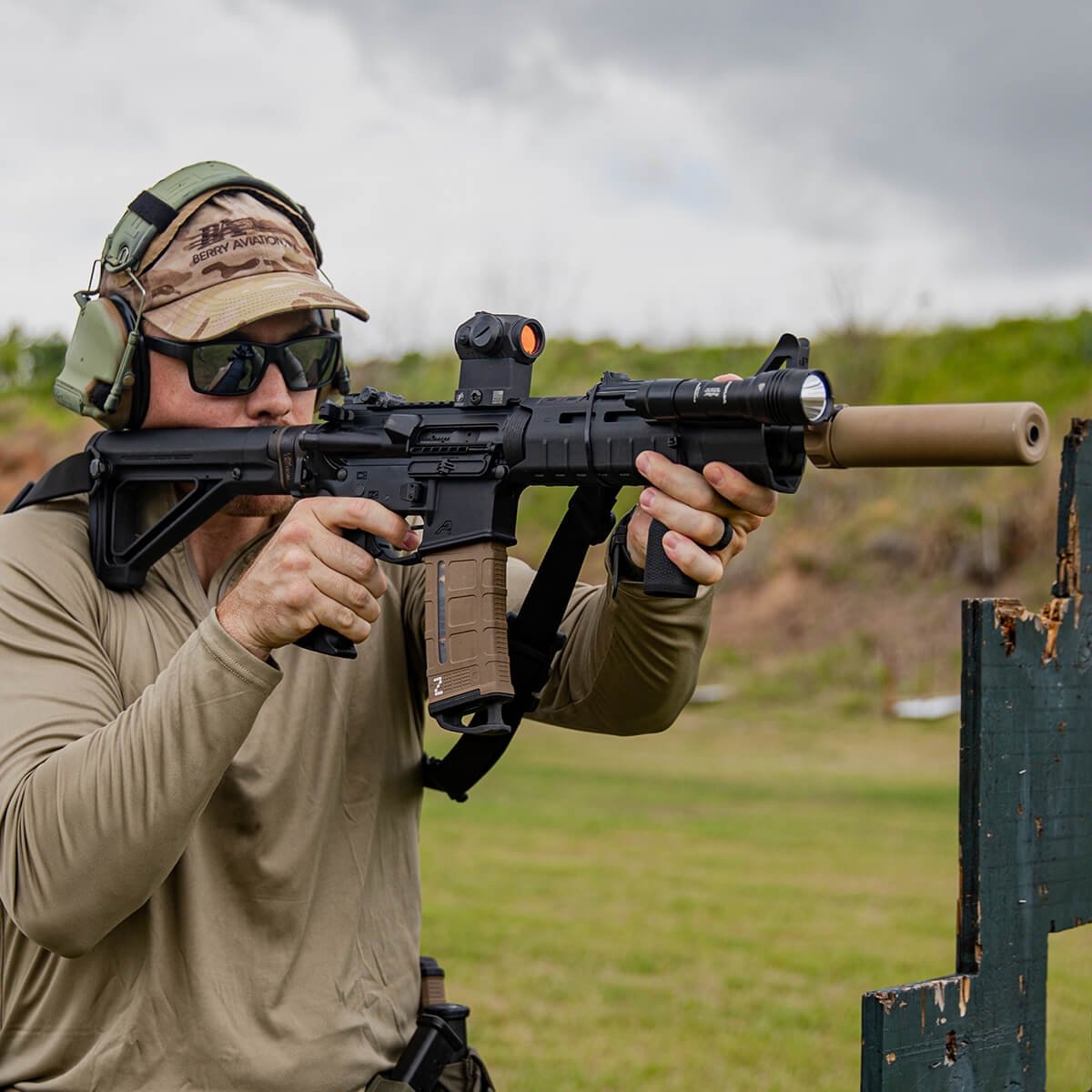 Magpul - MOE SL Hand Guard Carbine-Length M-LOK Compatible - Black