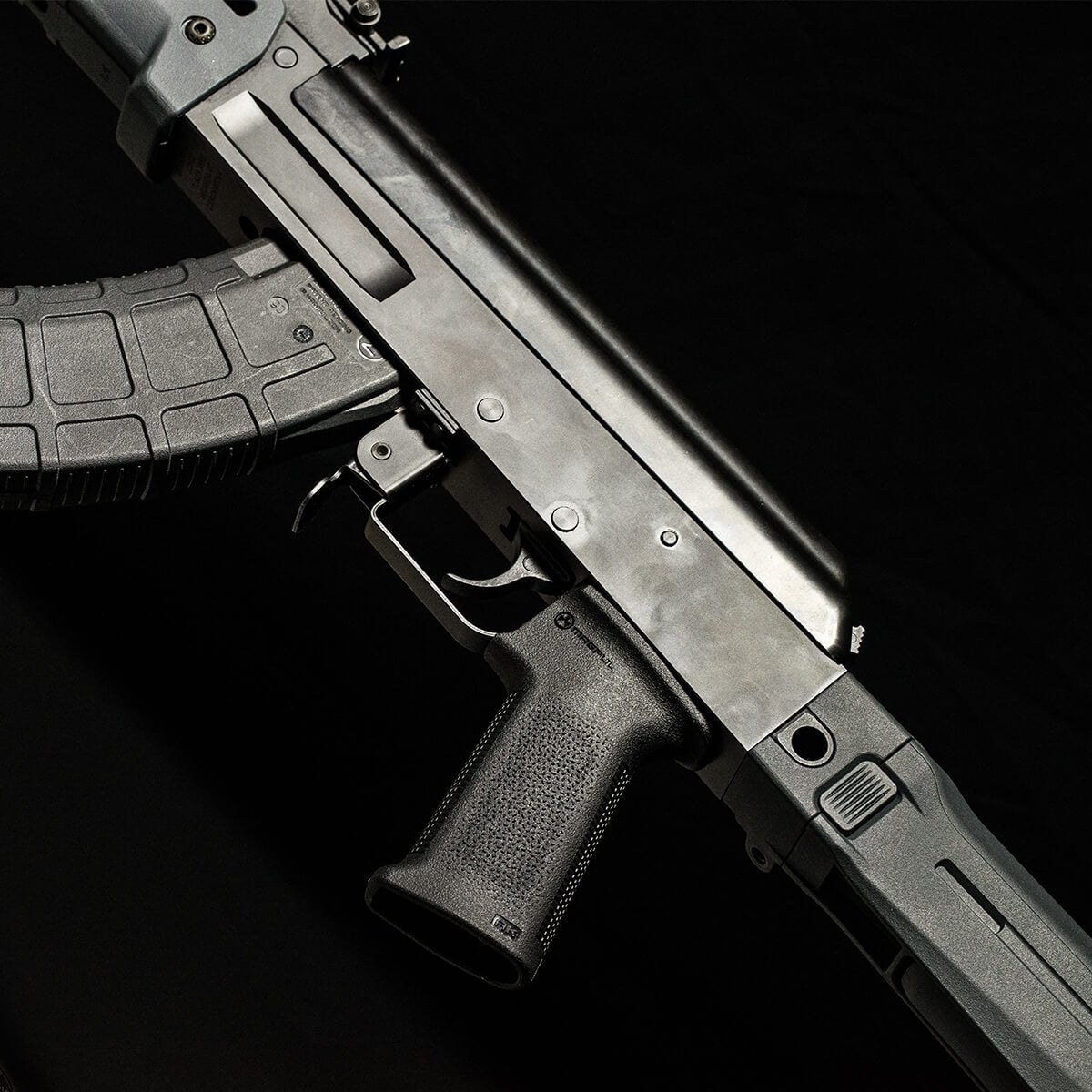 Magpul - MOE SL AK Grip Vertical Grip for AK47/AK74 - Black