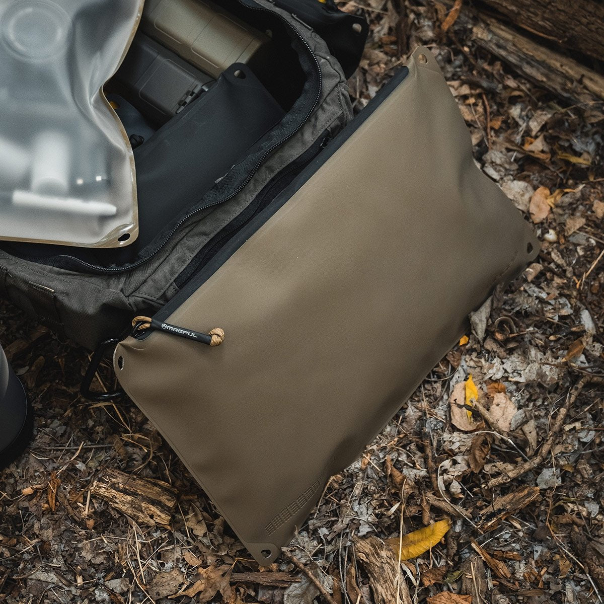 Magpul - DAKA Pouch XL Durable Storage Accessory - Flat Dark Earth