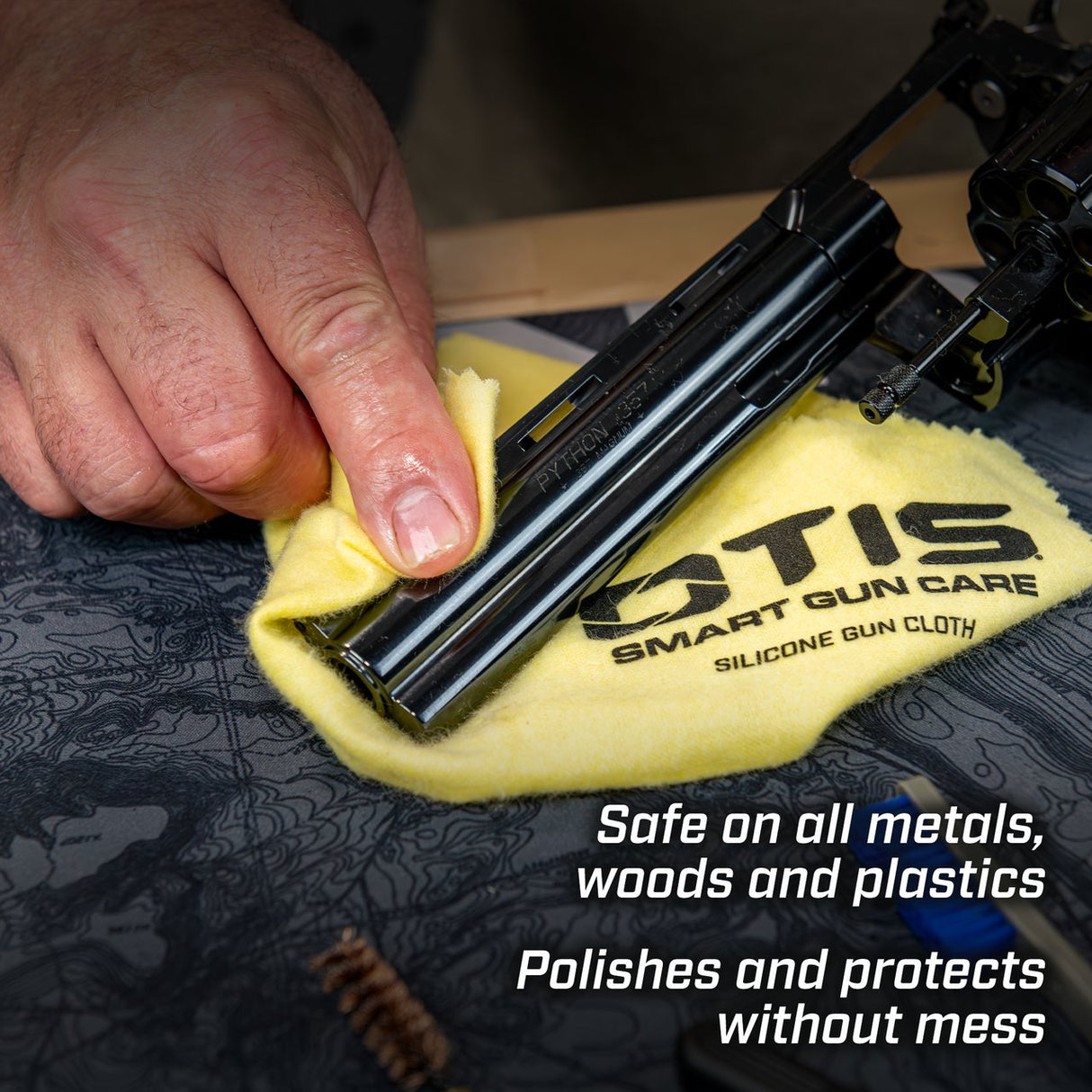 Otis Technology - Silicone Gun Cloth with Resealable Bag