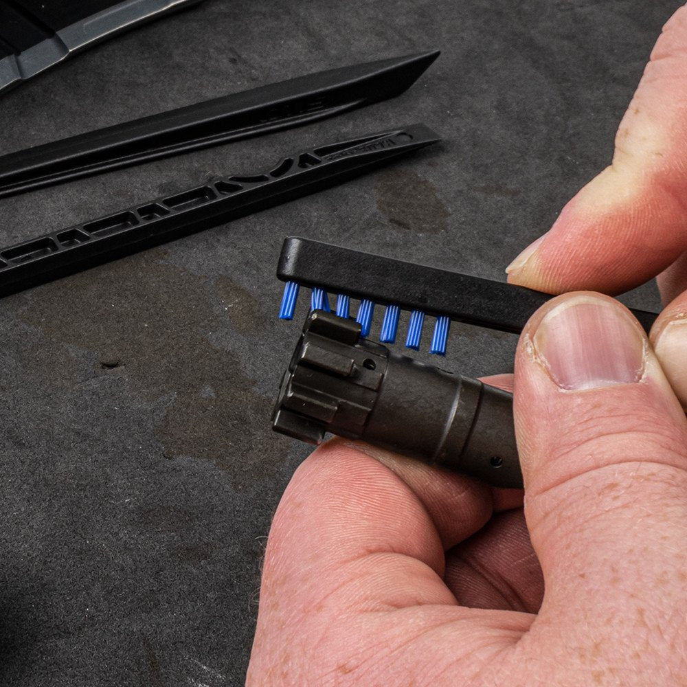 Otis Technology - Multi-Purpose Scraper & Brush Set