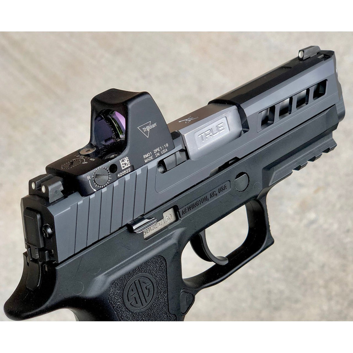 True Precision - Axiom Slide for Sig P320 Compact - Black