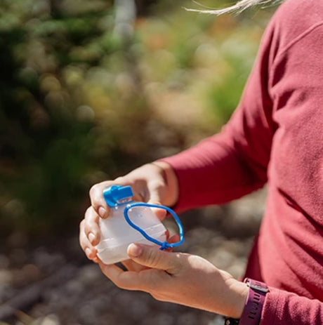 Sawyer - Micro Squeeze Water Filtration System with Cnoc Premium 1 Liter Pouch