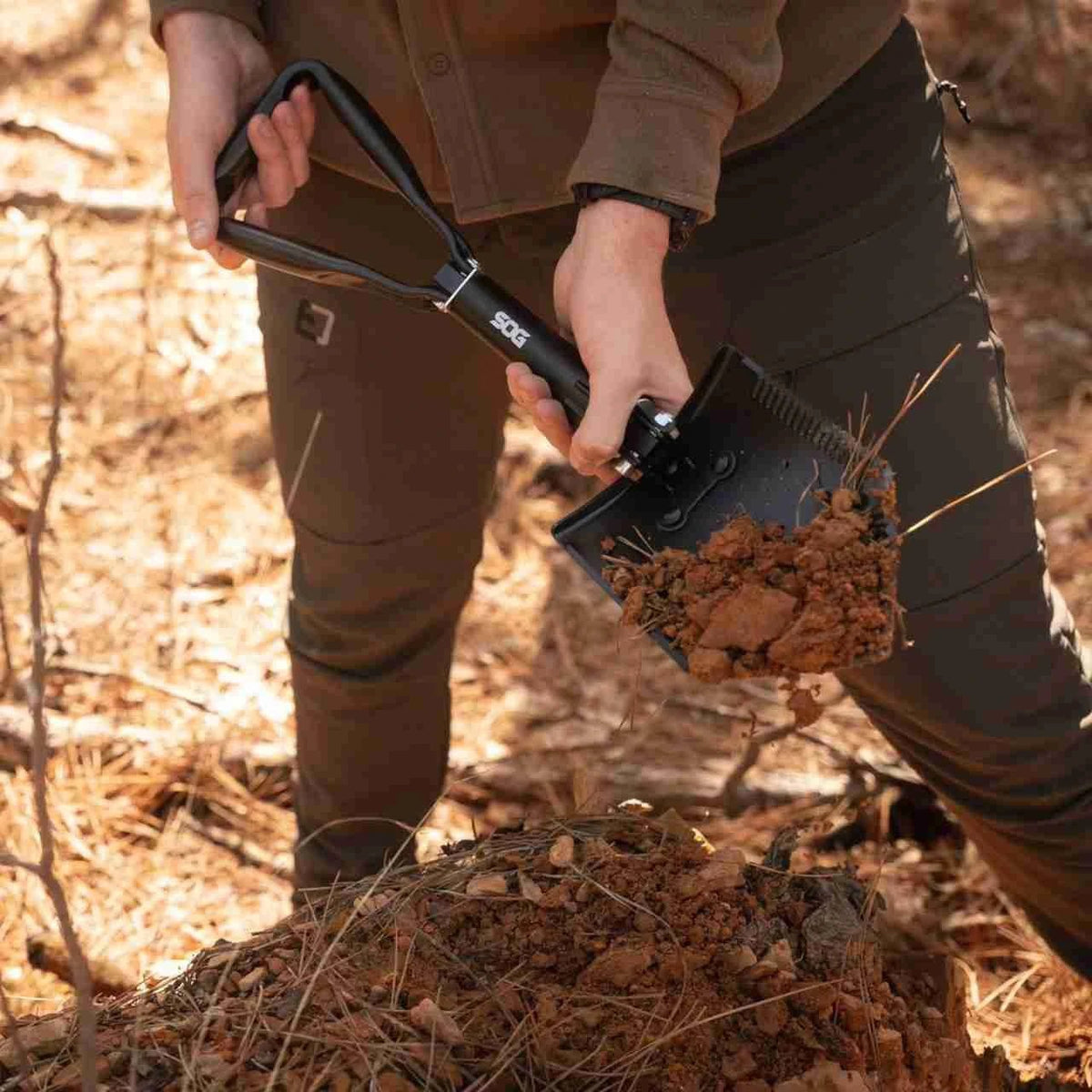 SOG Knives - XL Entrenching Tool with Sheath