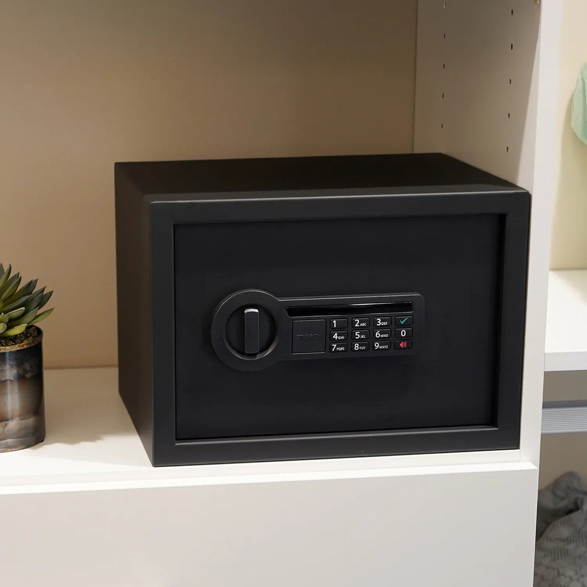 Stack-On - Personal Safe with Electronic Lock - Black — view 5